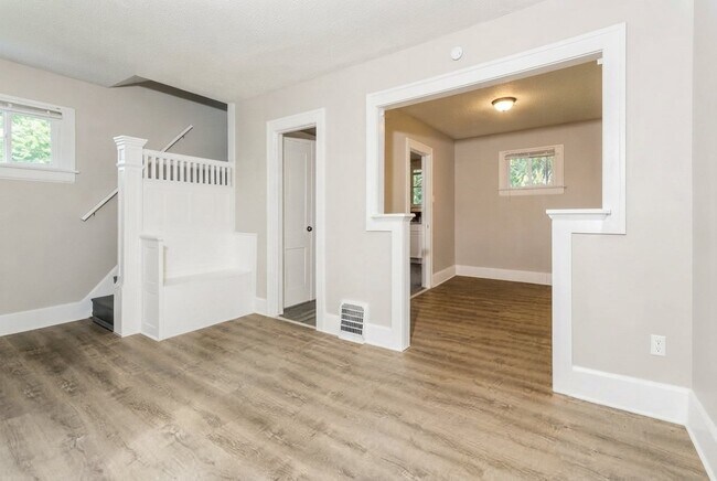 Foto del edificio - 1122 Reservoir St