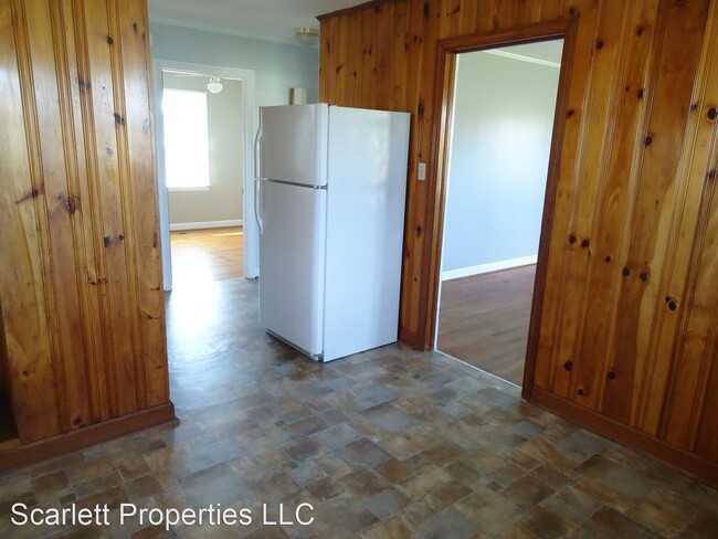 Building Photo - 3 br, 1 bath House - 5461 Highway 10
