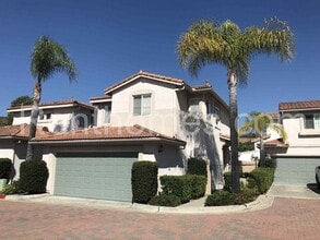 Building Photo - 9456 Compass Point Dr S