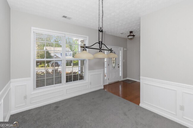Building Photo - 760 Winbrook Dr