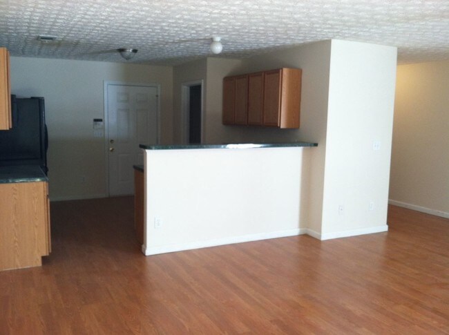 Building Photo - 3761 Harvest Dr