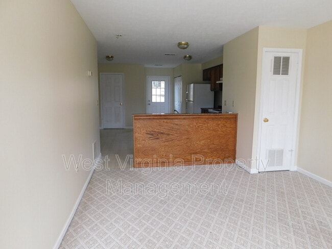 Building Photo - 3751 Summerlee Rd
