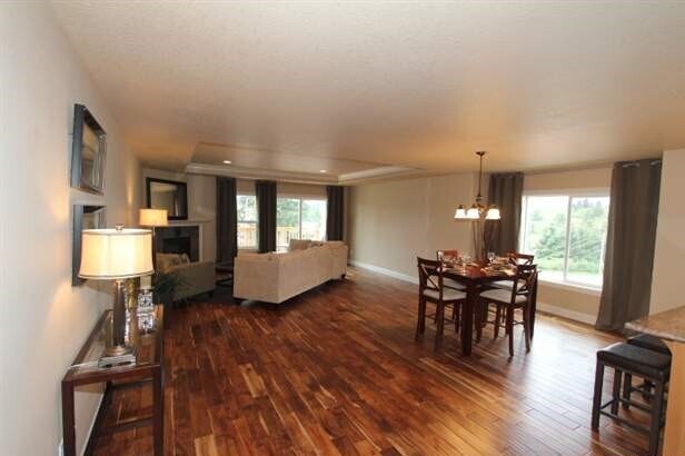 Building Photo - Single Story 4 Bedroom Home w/A/C & More -...
