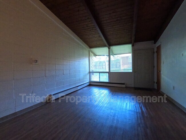 Foto del edificio - 606A Parker Street