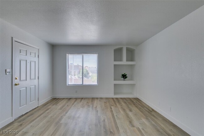 Foto del edificio - 6932 Kilgore Dr