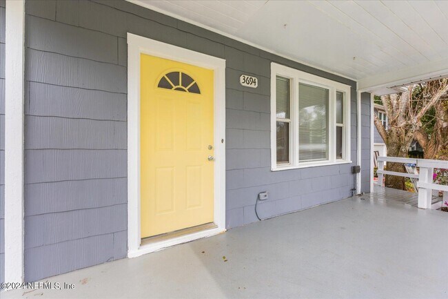 Building Photo - 3694 Grandy Ave