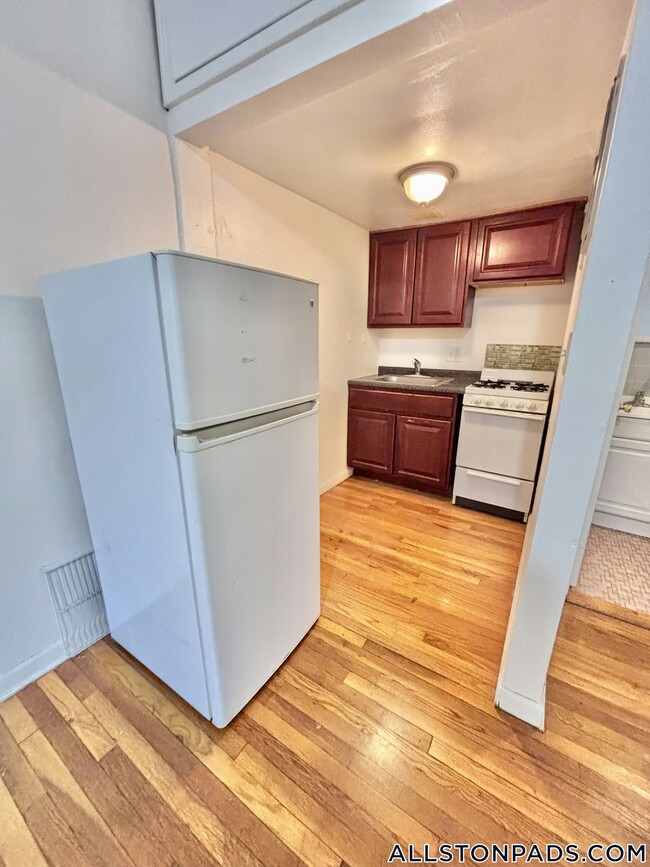 Building Photo - 153 Brighton Ave