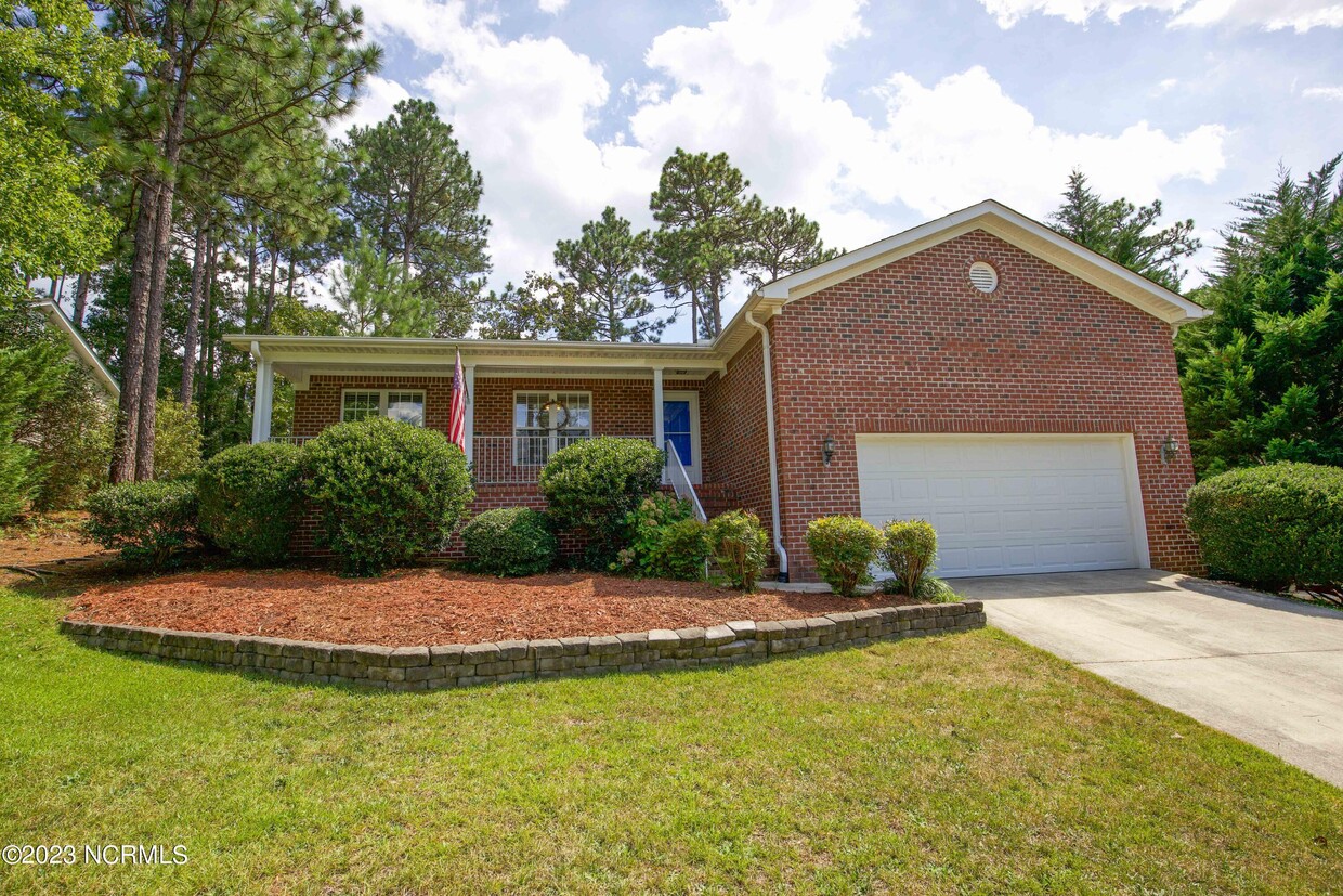 Foto principal - 2165 Longleaf Dr SW