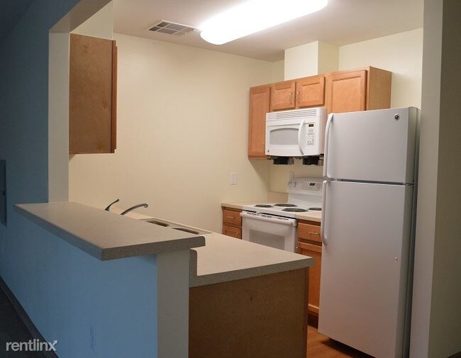 Foto del edificio - 1 br, 1 bath Apartment - Cayuga View
