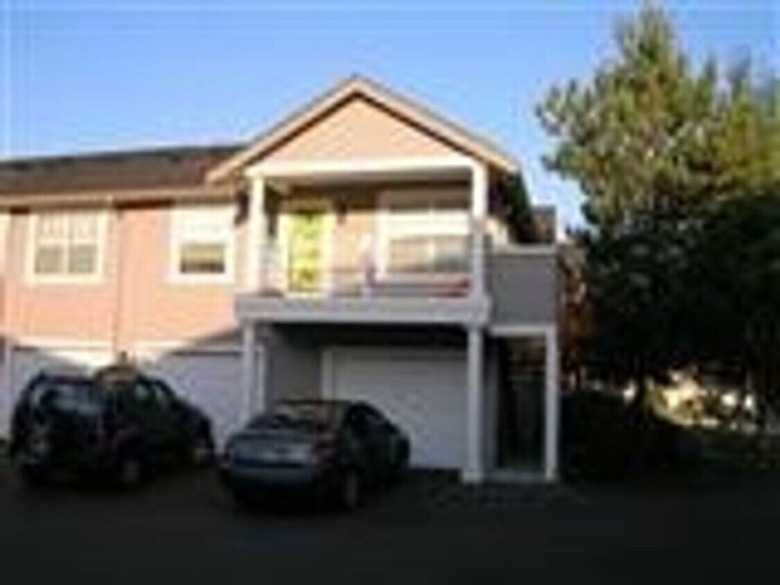 1847 Kennedy Pl, DuPont, WA 98327 Condo for Rent in DuPont, WA