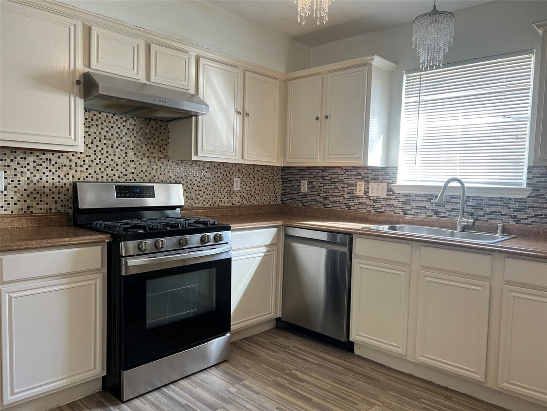 Foto principal - 14423 Parkesgate Dr