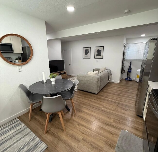 Foto del edificio - 3730 SW 99th St