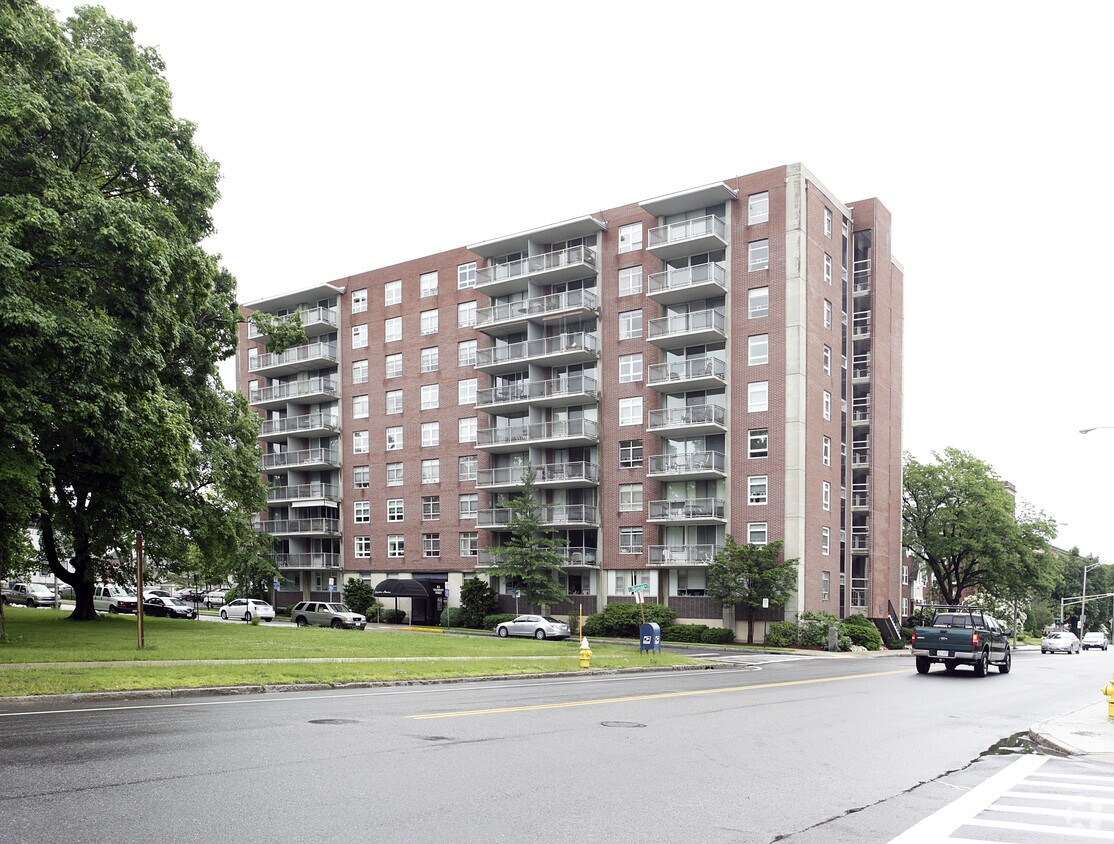 80 Salisbury St, Worcester, MA 01609 Apartments Worcester, MA