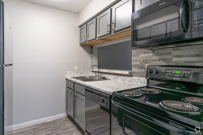 Kitchen - Solano Apartments