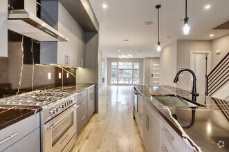 Building Photo - 279 Lafayette Ave