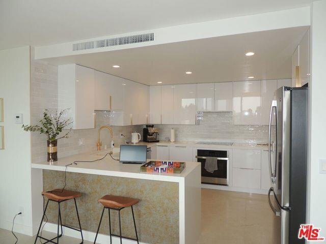 Building Photo - 2160 Century Park East Apt #909, Los Angel...