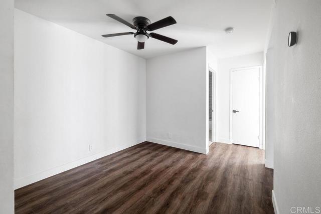Foto del edificio - 745 E Bradley Ave