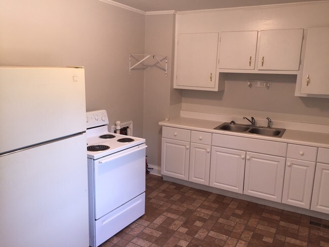 Building Photo - 40 Echols Dr