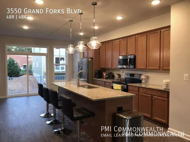 Foto del edificio - 3550 Grand Forks Blvd