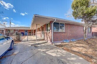 Building Photo - 5565 S Delaware St