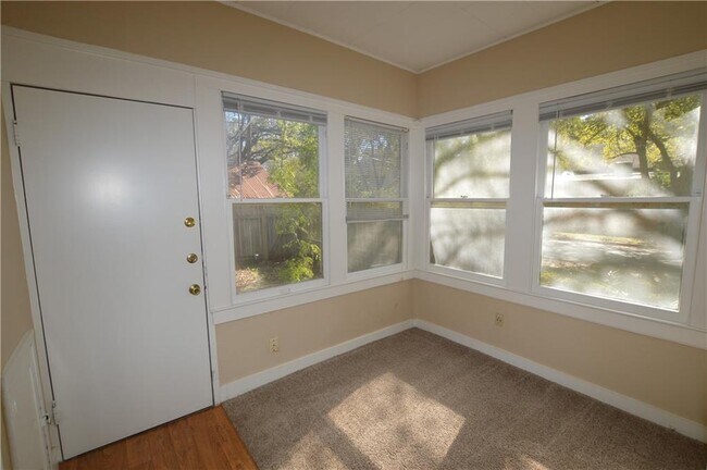 Building Photo - 4201 Avenue D