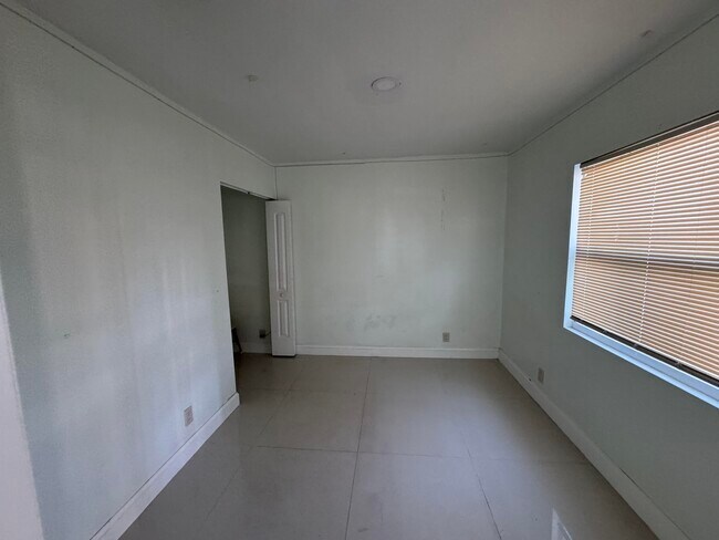 Foto del edificio - 616 49th St