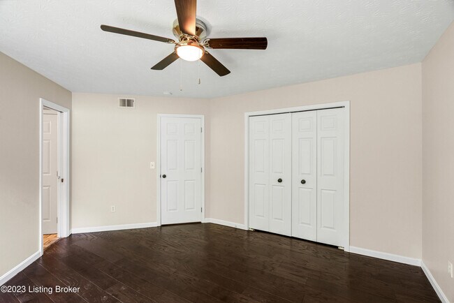 Building Photo - 7013 Brook Bend Way