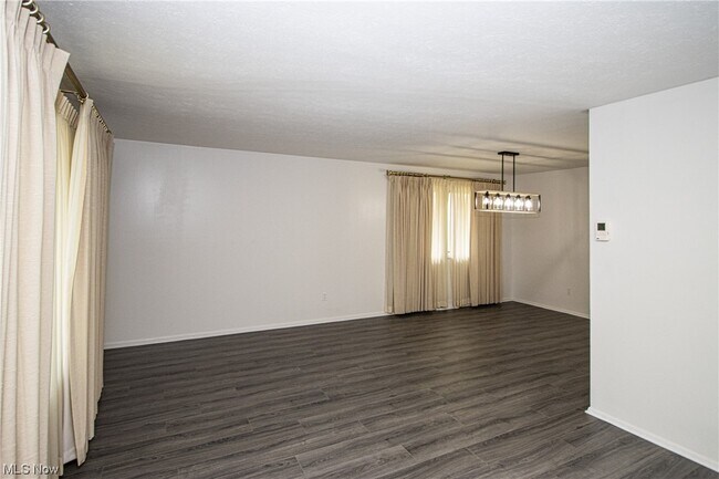 Foto del edificio - 3640 Chrisfield Dr