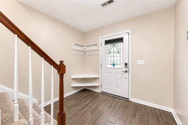 Photo - 105 Chardonnay Rd (Williamsburg, VA) House