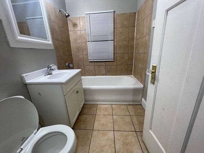 Building Photo - 4071-4073 N 39th St. (Duplex)