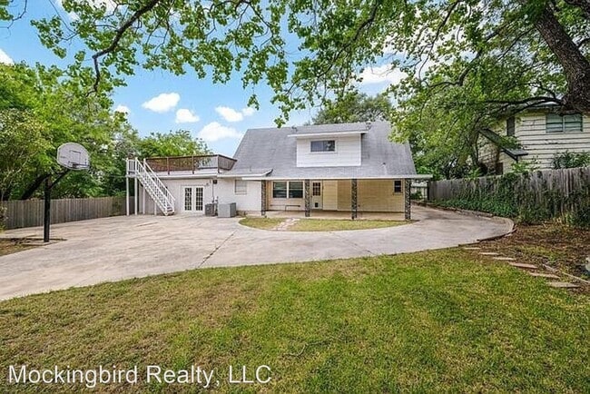 Building Photo - 4 br, 2.5 bath House - 8410 Tiffany Dr