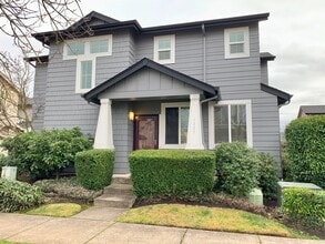 Building Photo - 1637 Hamlet Ln