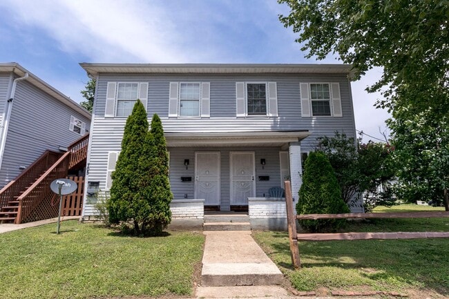 Photo - 705 M St Apartment