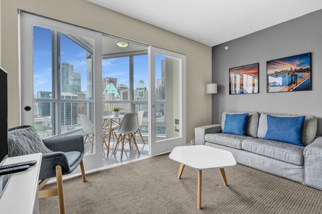 Building Photo - 833 Seymour St