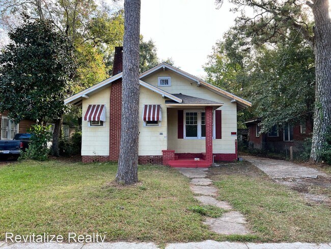 Building Photo - 3 br, 1 bath House - 765 Marine St