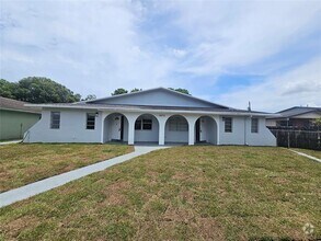 Building Photo - 4072 SW 51st St
