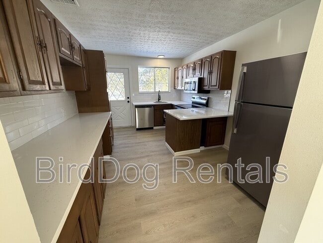 Building Photo - 103 Garden Heights Ave