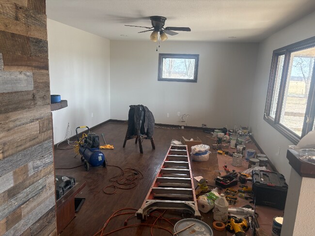 Foto del edificio - 694 E 400 Hwy