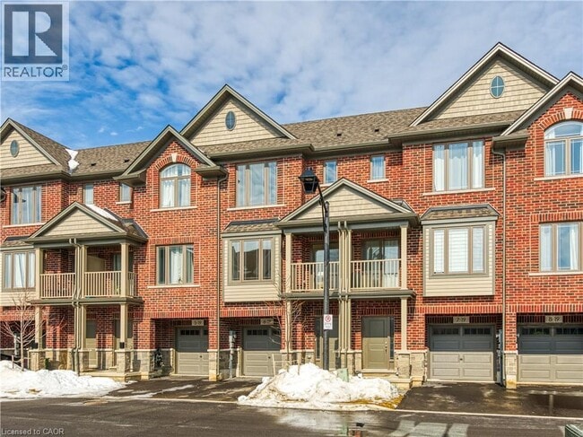 Building Photo - 19 Picardy Dr