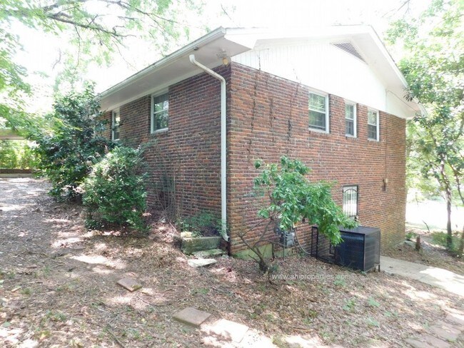 Building Photo - PENDING APPLICATION