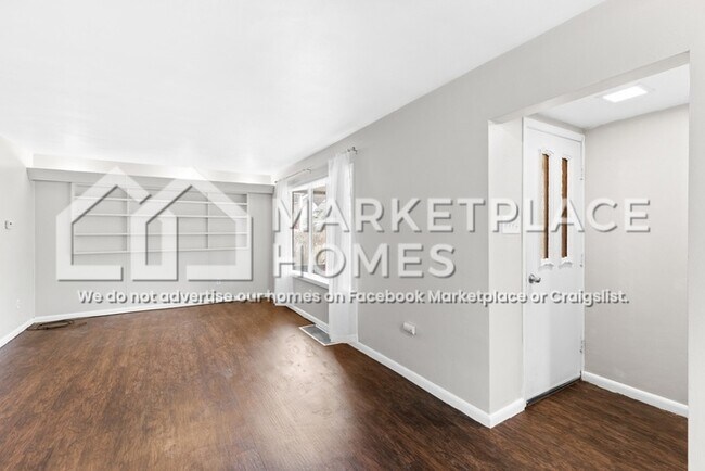 Foto del edificio - 746 Jefferson Rd