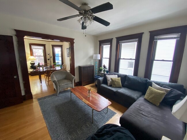 Building Photo - 40 Walker St