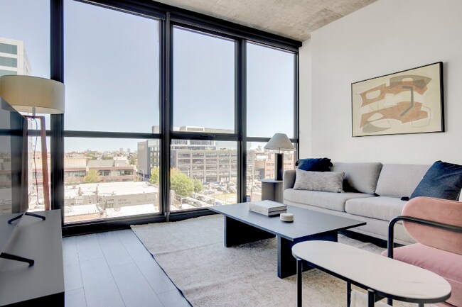 Foto del edificio - 208 N Ada St