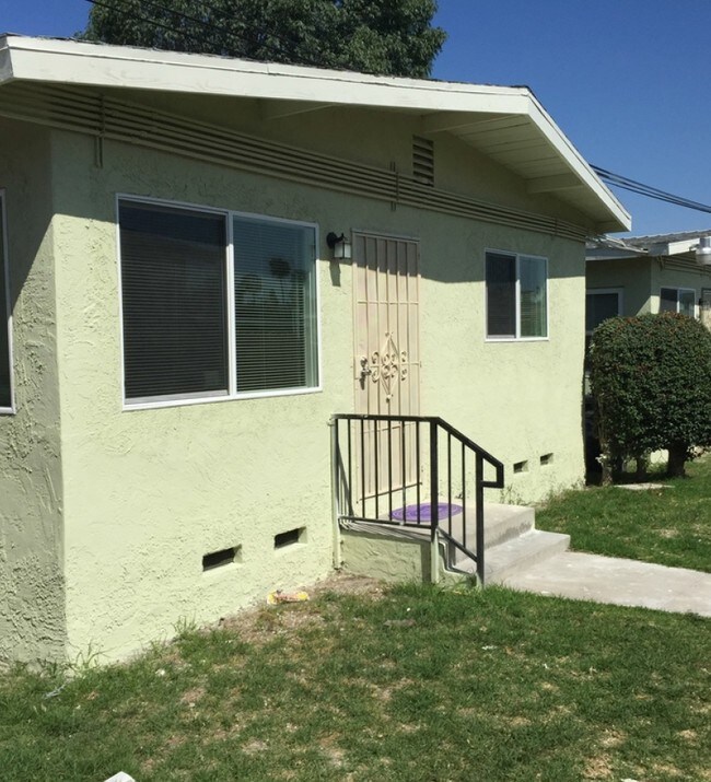 Building Photo - Santa Margarita Cottages