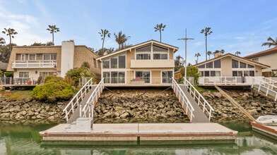 Building Photo - 2957 Seaview Ave Building Photo - 2957 Seaview Ave