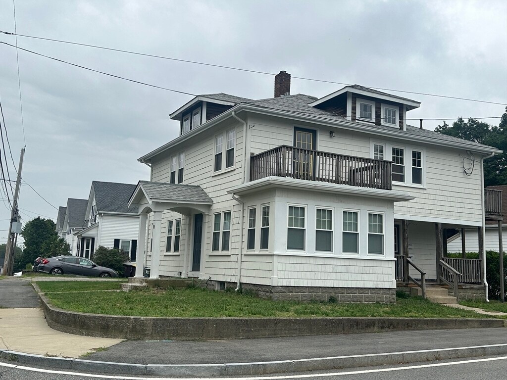Primary Photo - 70 Shawmut St