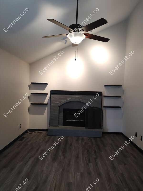 Foto del edificio - 8512 N Pomona Ave