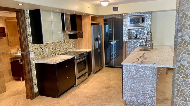 Foto del edificio - 470 S Park Rd