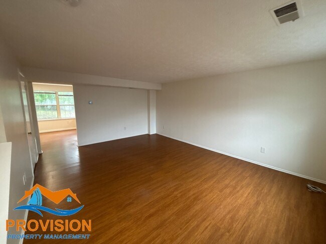Foto del edificio - 6459 Grafton Garth Ct