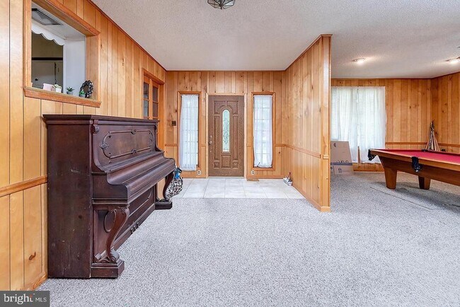 Foto del edificio - 217 University Blvd